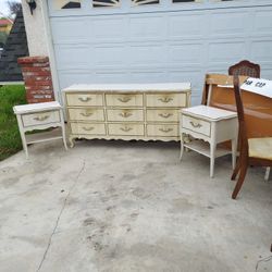 Vintage Dresser And Night Stand Set 