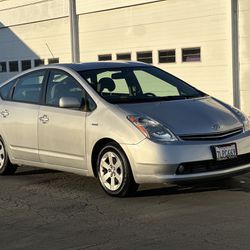 2008 Toyota Prius $4950