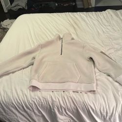 Large White Banana Republic Neck Sweatshirt