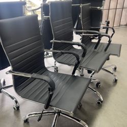 Office Chairs 