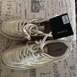 Women’s Shoes
