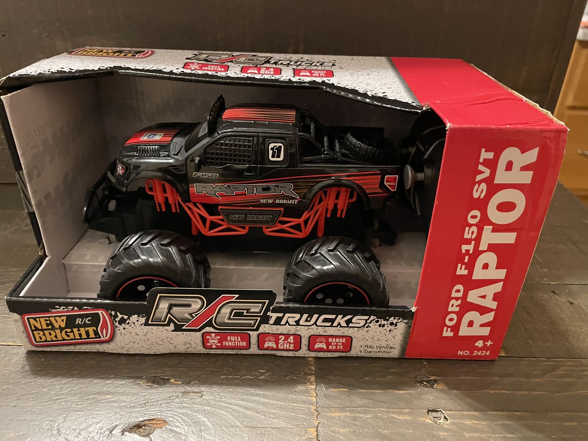 NEW - New Bright Remote Control R/C Ford Raptor SVT Truck