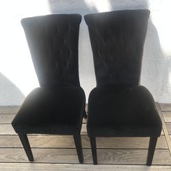 2 x Cushioned Black Velvet Crittenden Tufted Dinning Side Chairs (Silver Lake)