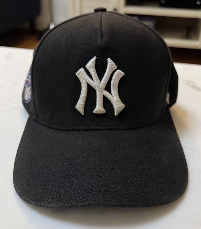 Supreme Yankees SnapBack Hat
