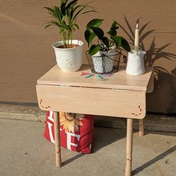 Vintage Folk Art Mini Size Drop Leaf Table Plant Stand Hand Painted 