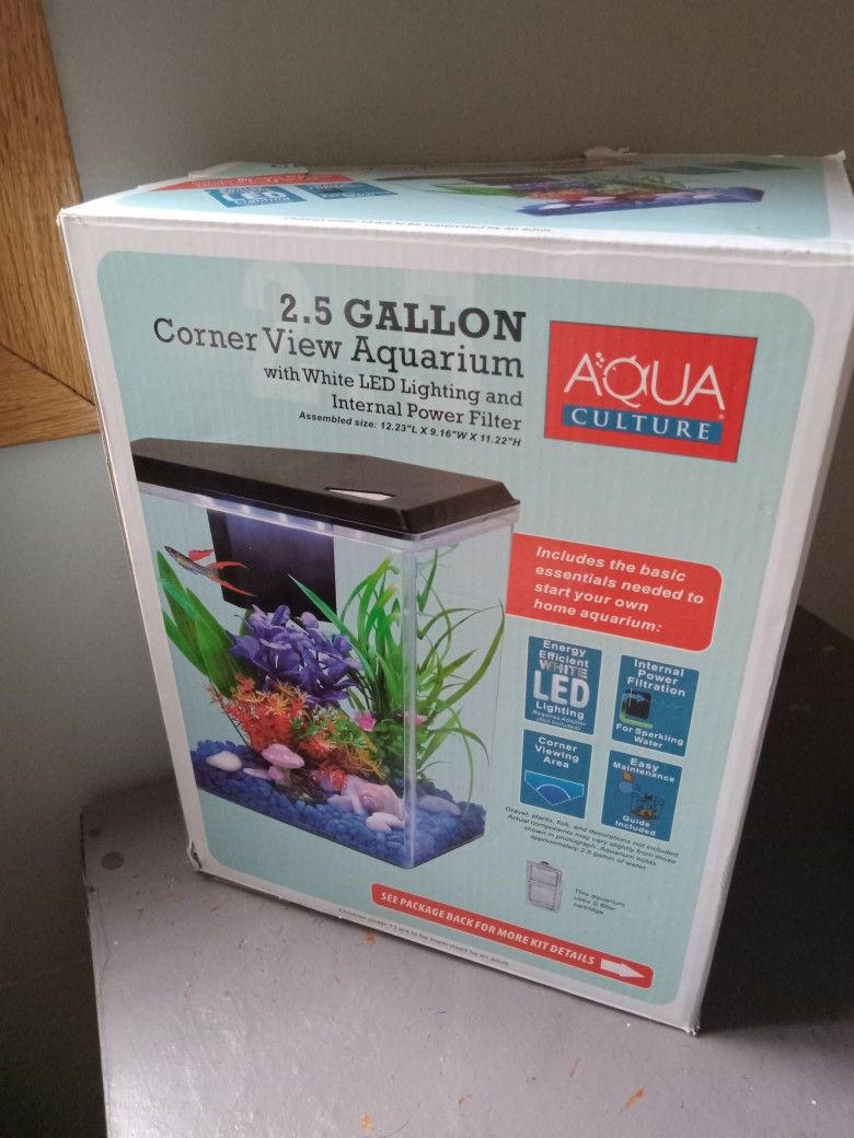2.5 Gallon Corner View aquarium