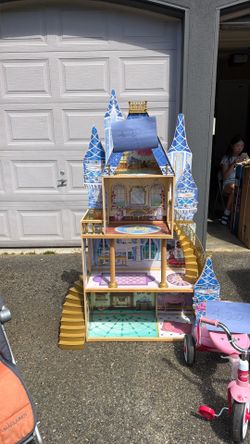 Doll house