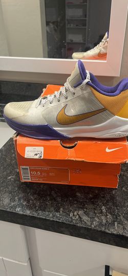 Nike kobe 5 lakers size 10.5