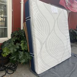 New King Size Memory Foam Mattress