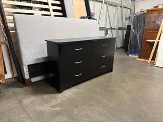 Dresser $160