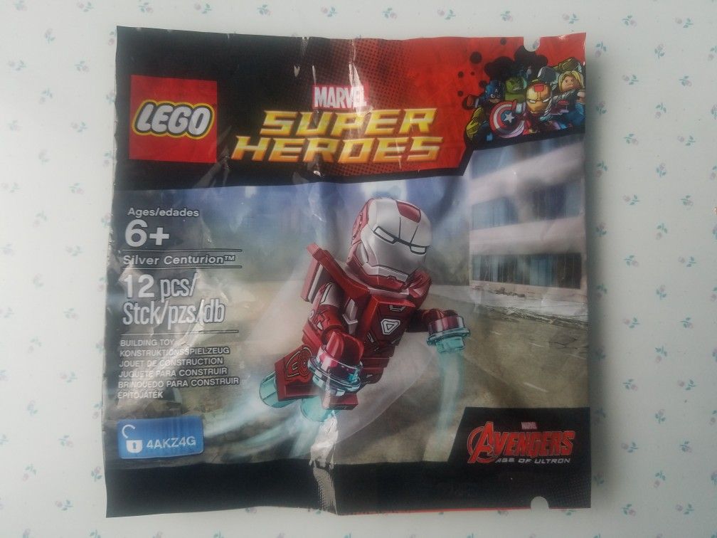FREE Brand New Marvel Iron Man Lego Piece