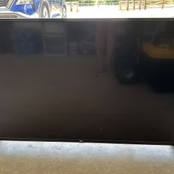 TV LG 44 1/2 Inches 