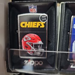 Nfl zippo metal lighters needs fuel ⛽️ thats all 