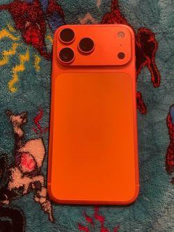 📱 BRAND NEW iPhone 17 Pro Max — $1,199 OBO