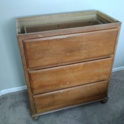 Distressed Wood Dressers 50$