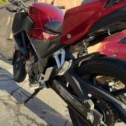2018 HONDA CB300F ABS