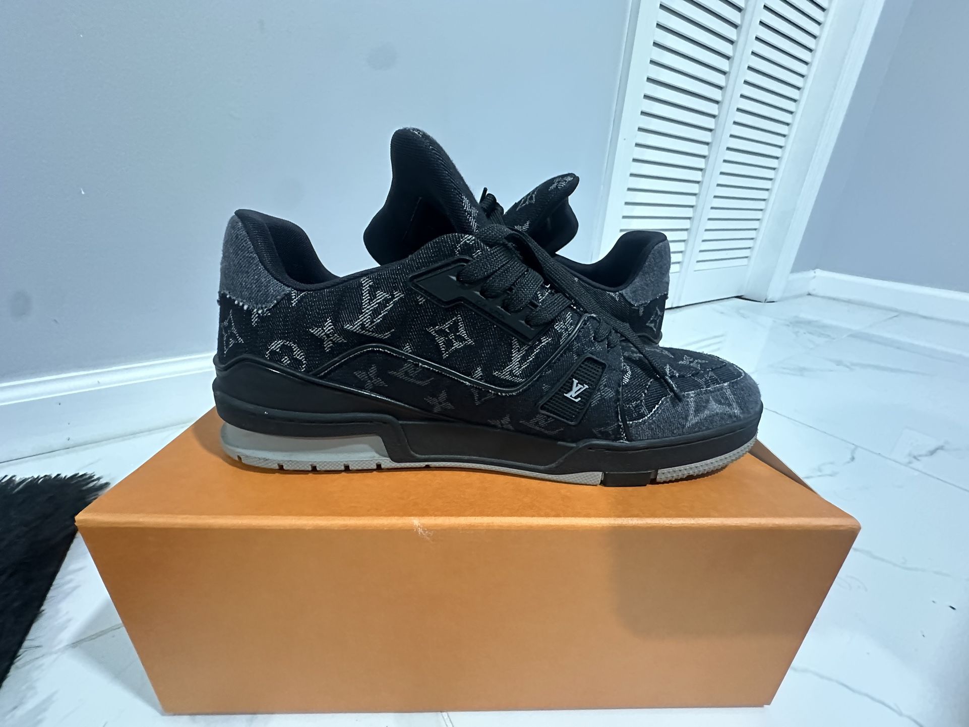 LV Trainer Sneaker