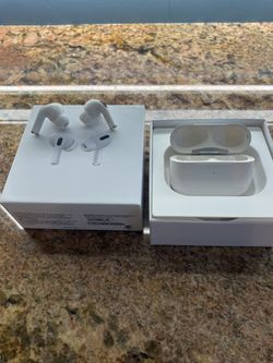 AirPods Pro 1st Generation With MagSafe Charging Case
