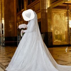 Wedding dress 