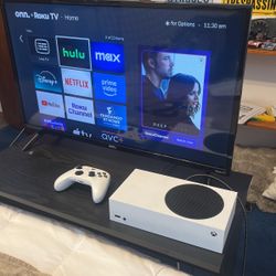 Xbox series S with 32” roku TV 