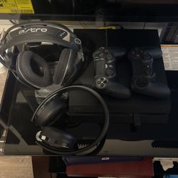 PS4 Bundle