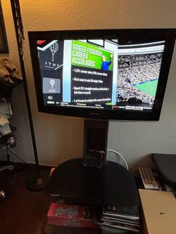 Television “32” with stand
