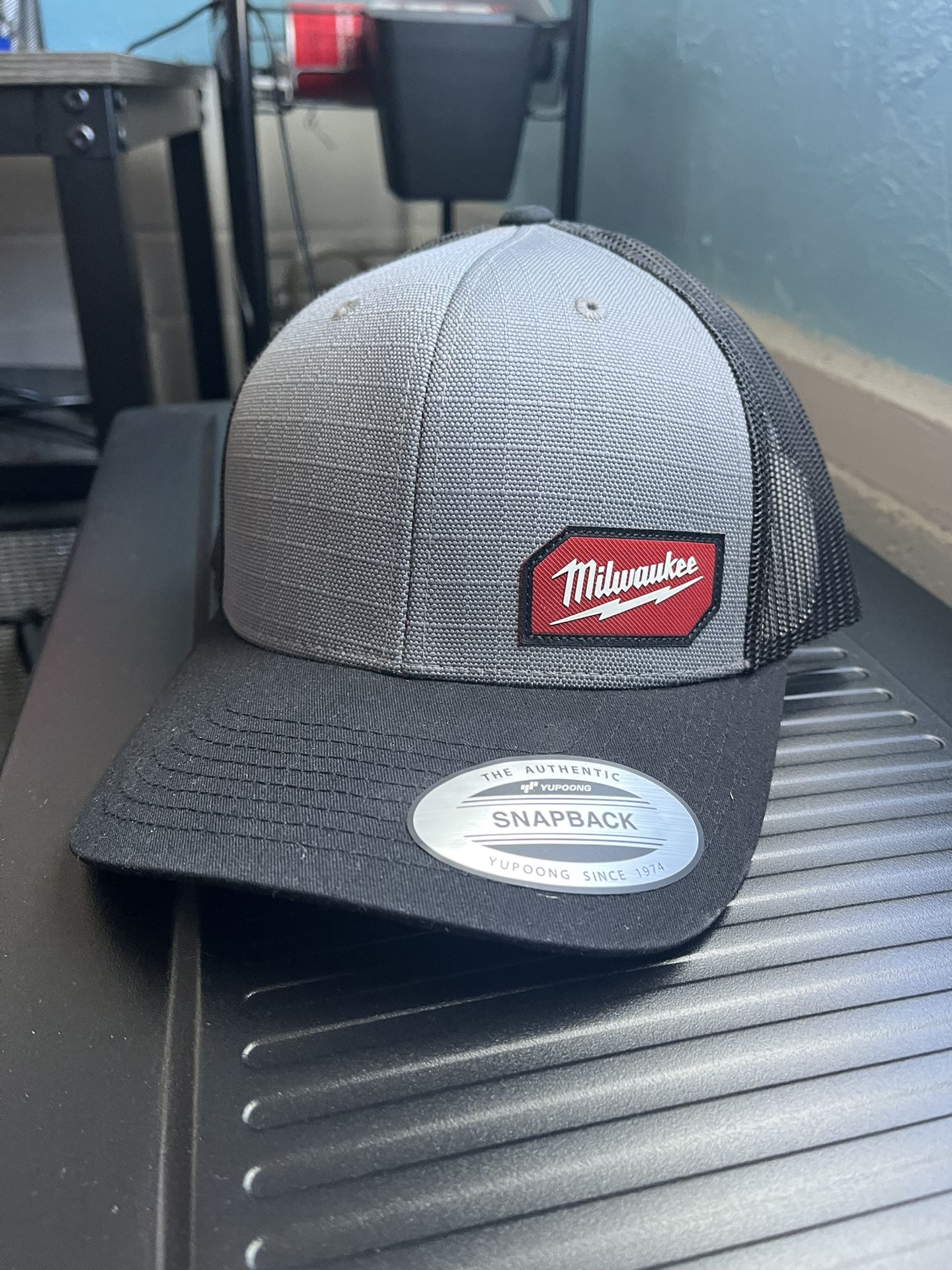 Brand New Milwaukee Tools Gridiron Snapback Hat