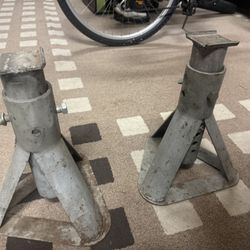 Heavy Duty Jack stands 