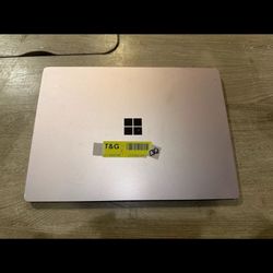 Microsoft Surface Laptop 4 13.5" i5-1135G7 2.4GHz 8GB RAM 512GB SSD Sandstone