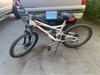 Schwinn 26’ bike
