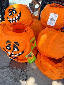 Trick or treat baskets