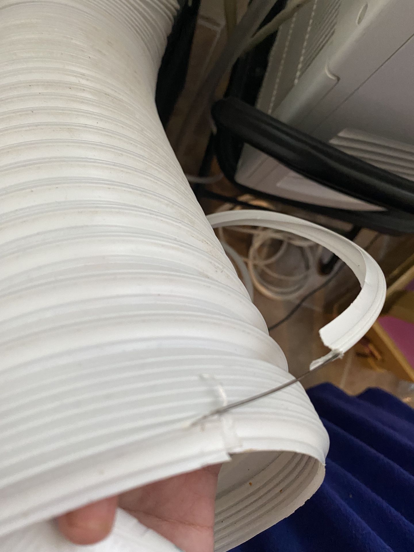 PORTABLE LG AC