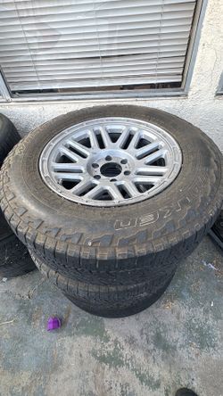 Ford F150 and ford expedition rims set