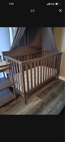 Baby crib