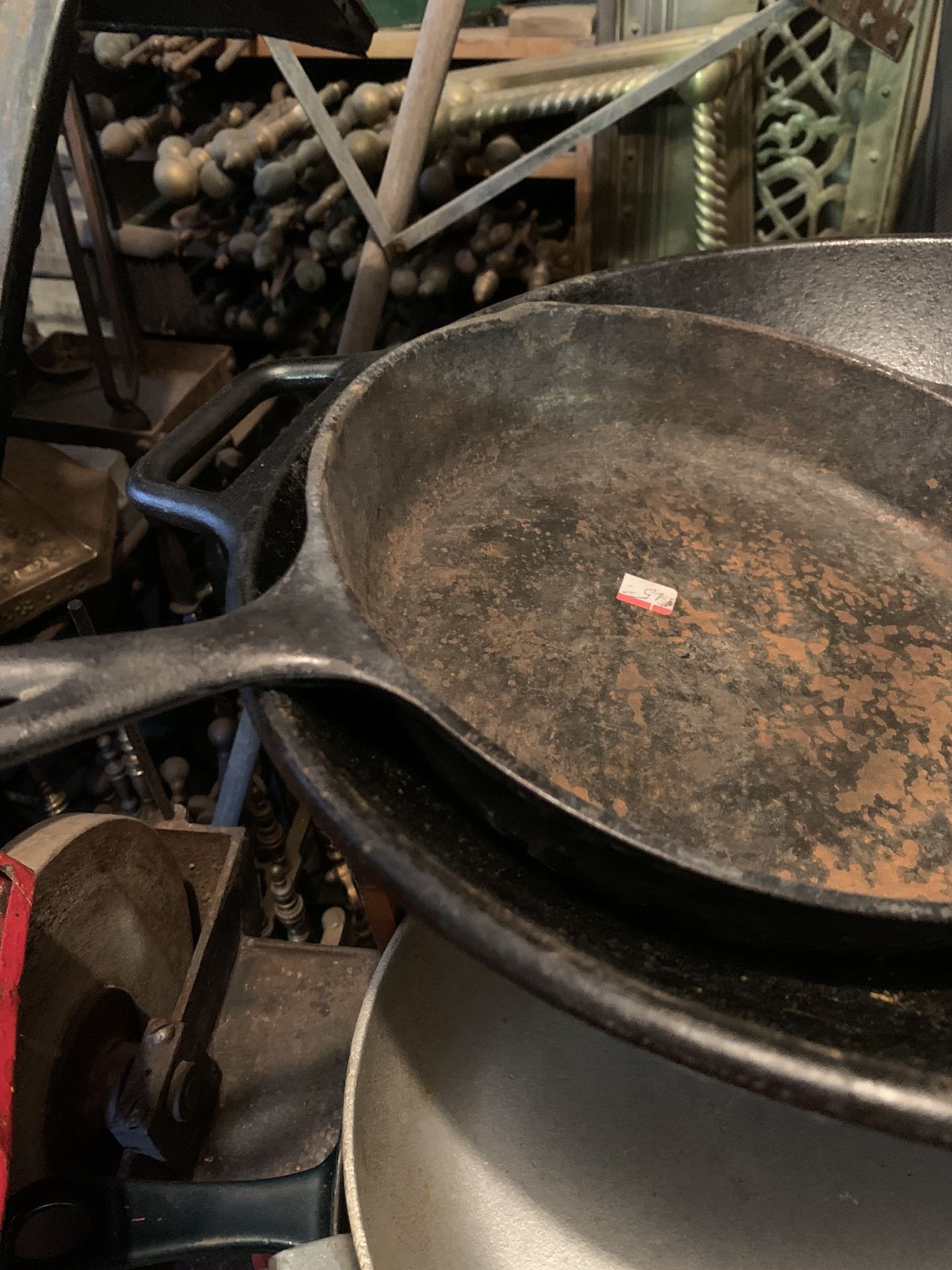Cast Iron Pots, Pans, Kettles