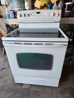 Electric Range with oven