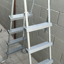 Pool Ladder