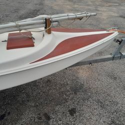 1978 Dolphin Classic sailboat