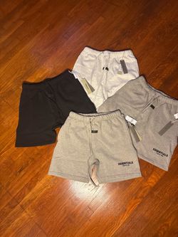 Essential shorts the size is middle and large