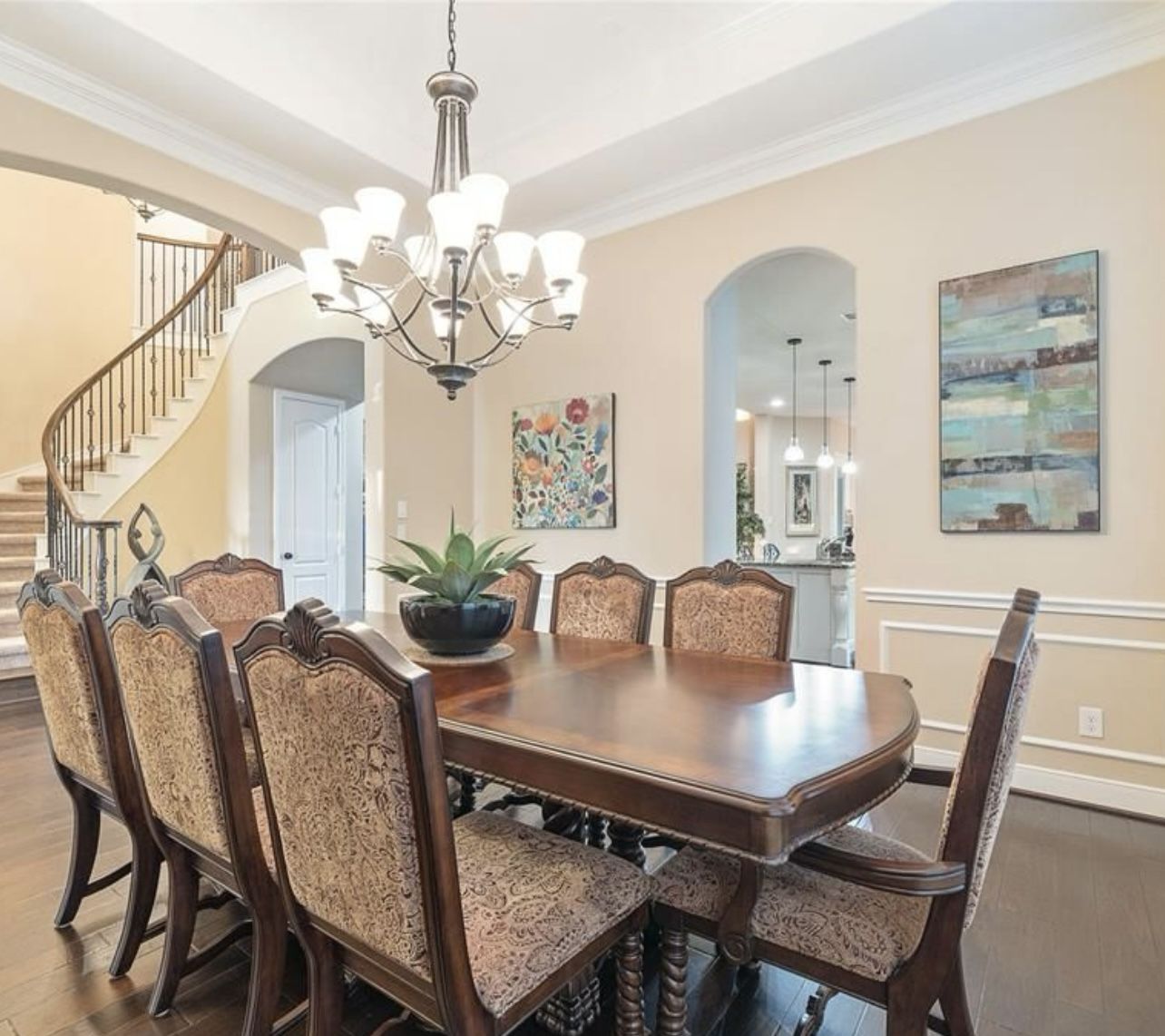 Dining Table with 8 Chairs