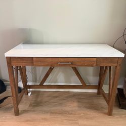 Computer desk