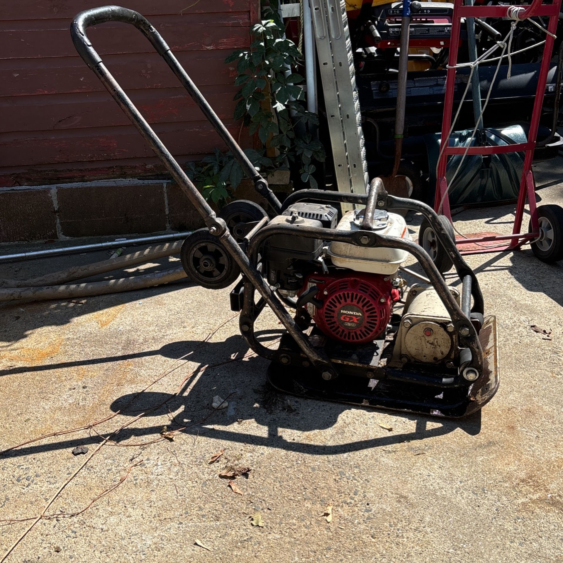 Plate Compactor Working Condition
