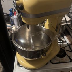 KitchenAid Stand Mixer