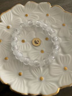 Frosted clear bracelet
