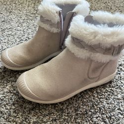 Girl Boots 6-7 Years