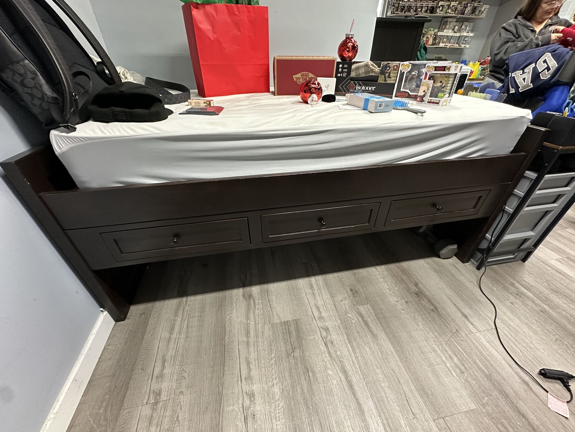 Twin Bed With Frame