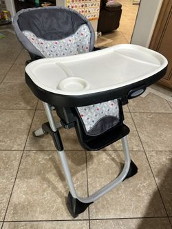 Graco Baby High Chair – Clean & Good Condition