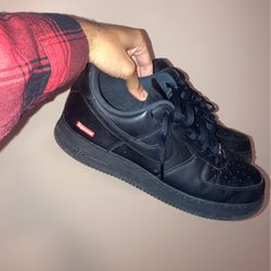 Black Air Force One Supremes