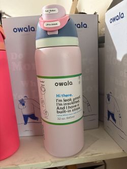 Owala FreeSip 32 oz Insulated Water Bottle