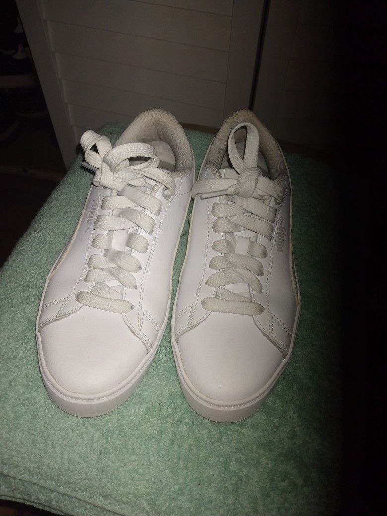 White Oak Cut Pumas Four And A Half
